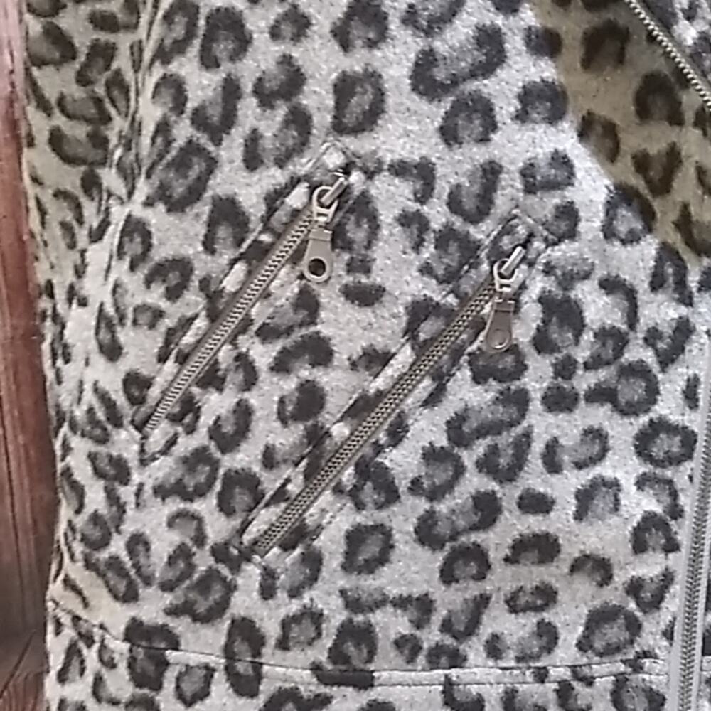 Jolt Animal Print Large Motor Vest - Picture 2 of 8